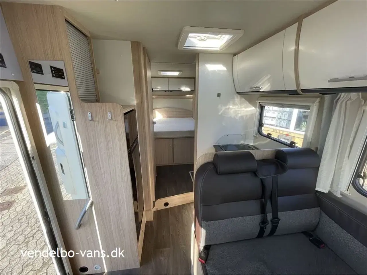 Billede 4 - 2020 - SunLight I 69 L Activ