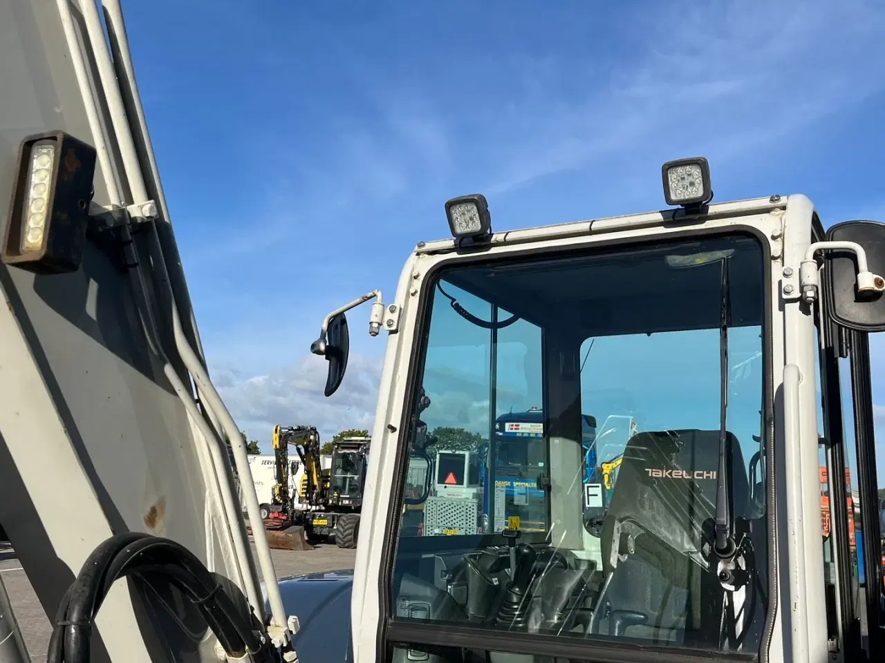 Billede 6 - Takeuchi TB260 Hydraulisk skovlskifte med kipbar planerskovl