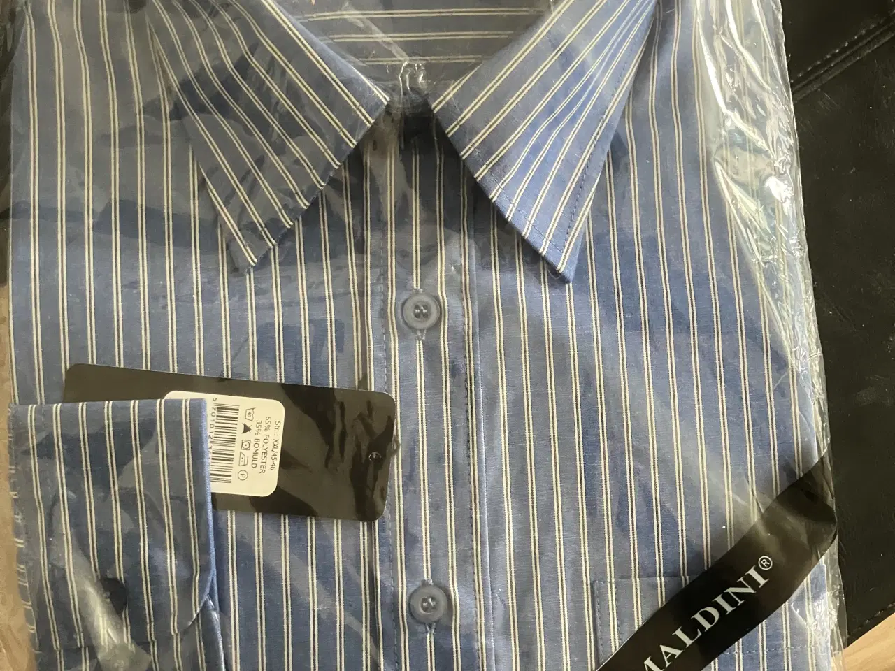 Billede 1 - Skjorte ny 45/46