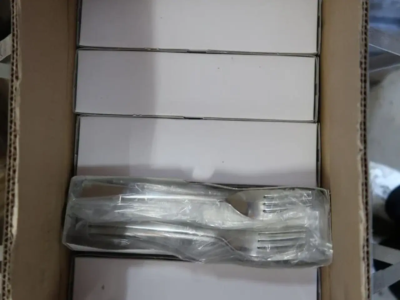 Billede 3 - 3 kasser (300 pr. stk.) Dessert/frokost gaffel  COSMOS 336008