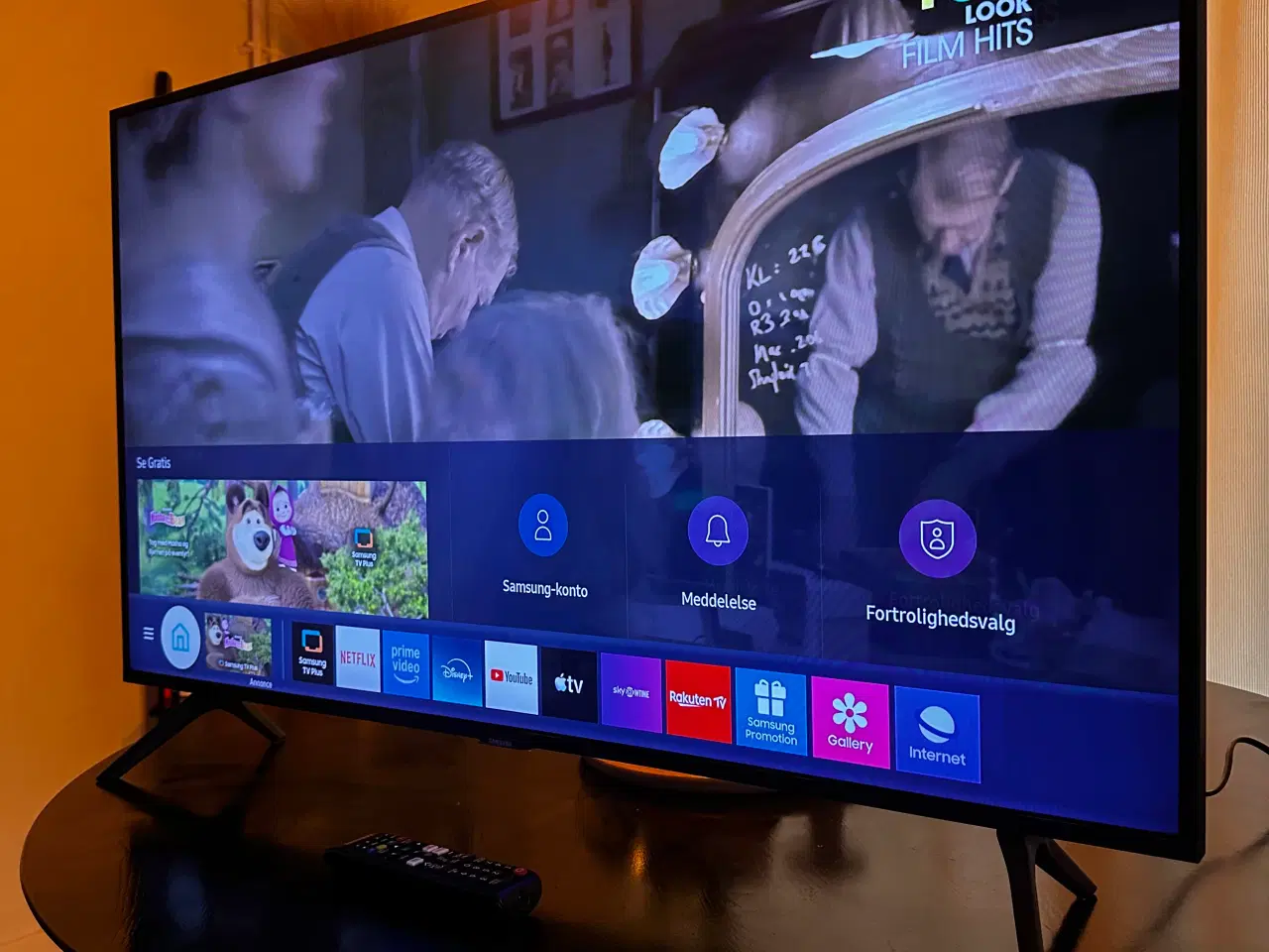 Billede 1 - SmartTV Samsung 4K Crystal UHD 43”(Som ny)