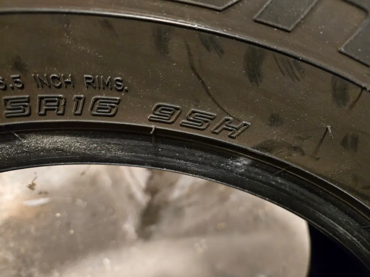 Billede 4 - 4 sommerdæk: Falken bildæk 205/65 R16 95H tubeless