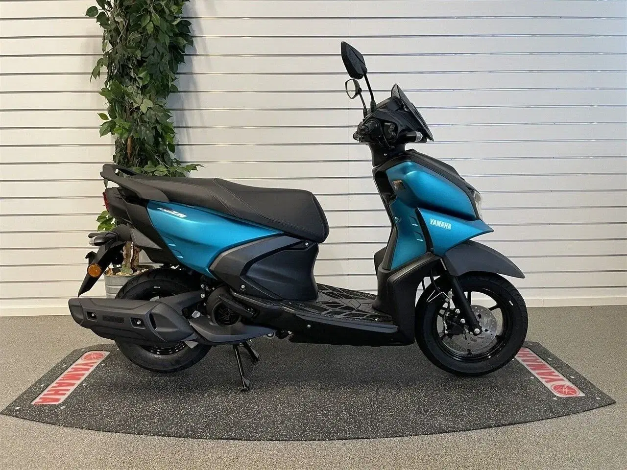 Billede 1 - Yamaha RayZR 125 - Matt Cyan