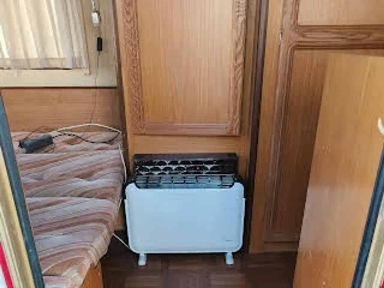 Billede 6 - Velholdt ældre Tabbert