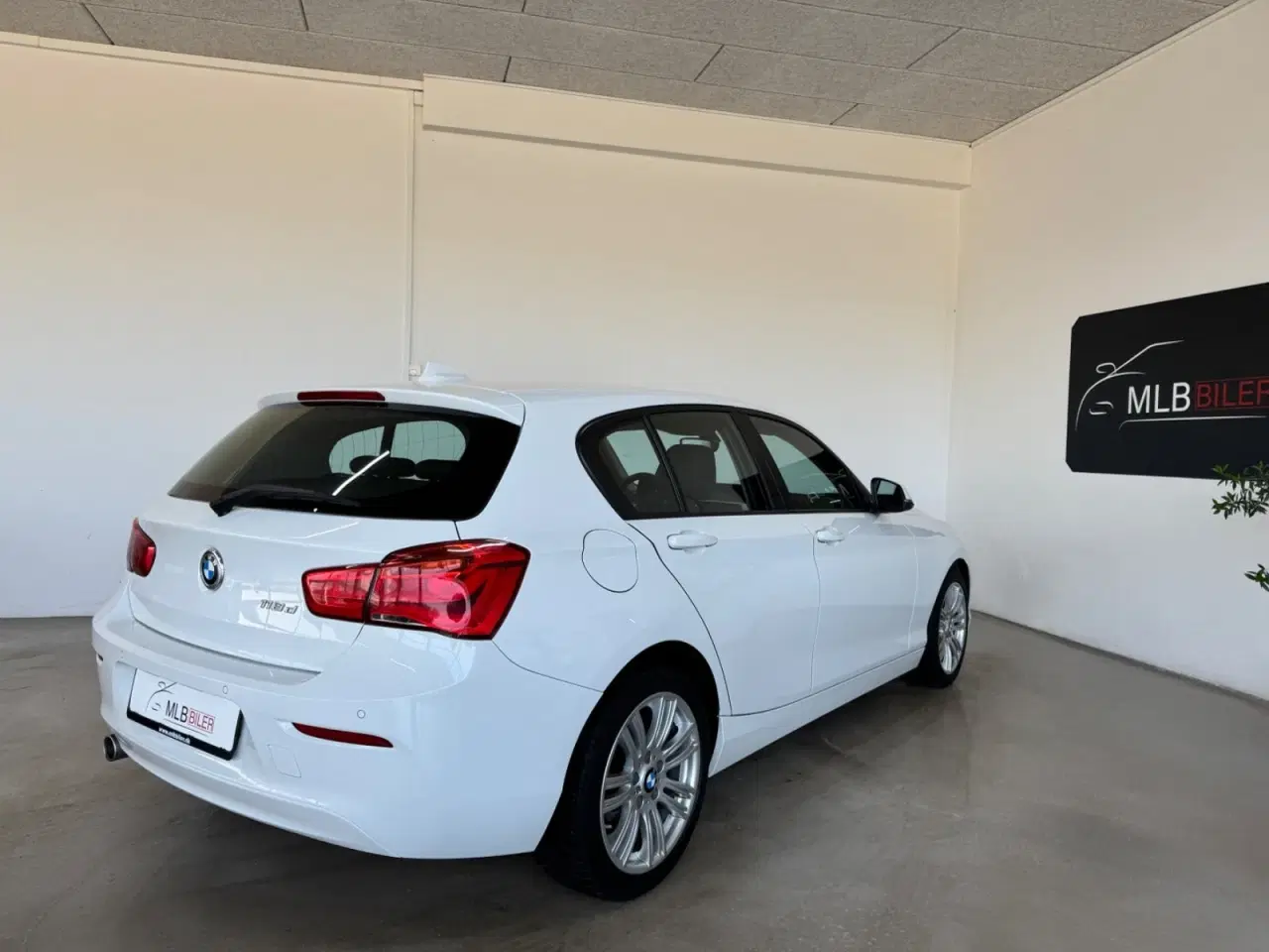 Billede 4 - BMW 118d 2,0 Advantage aut.