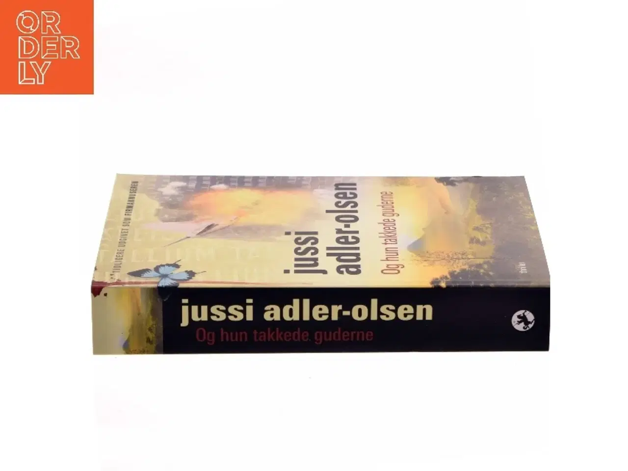 Billede 2 - Og hun takkede guderne af Jussi Adler-Olsen