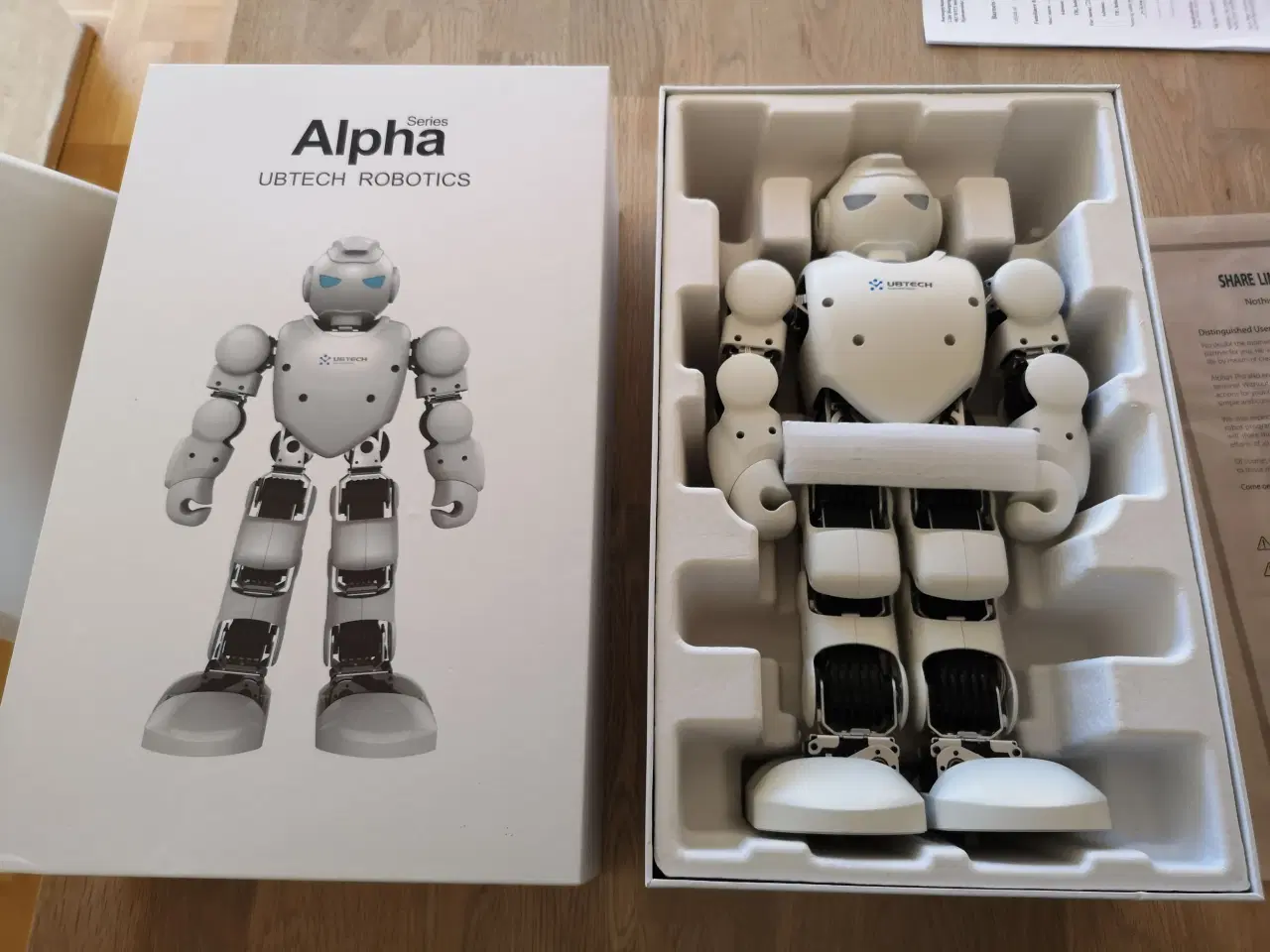 Billede 1 - Alpha 1 robot - få din egen robot