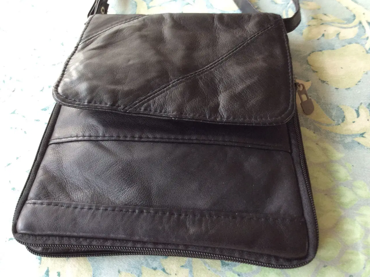 Billede 2 - Fiks taske,skind