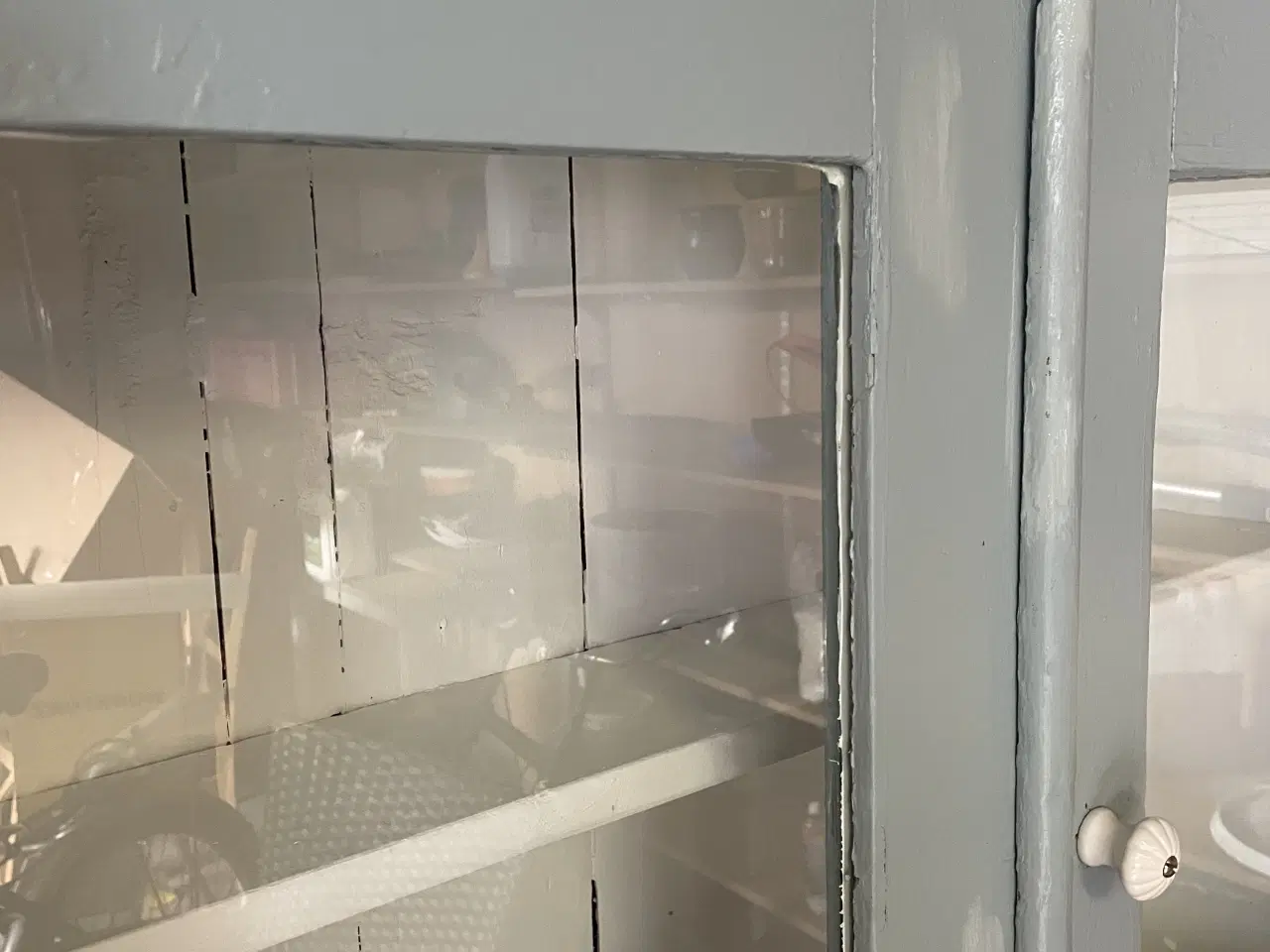 Billede 4 - Gammelt vitrineskab