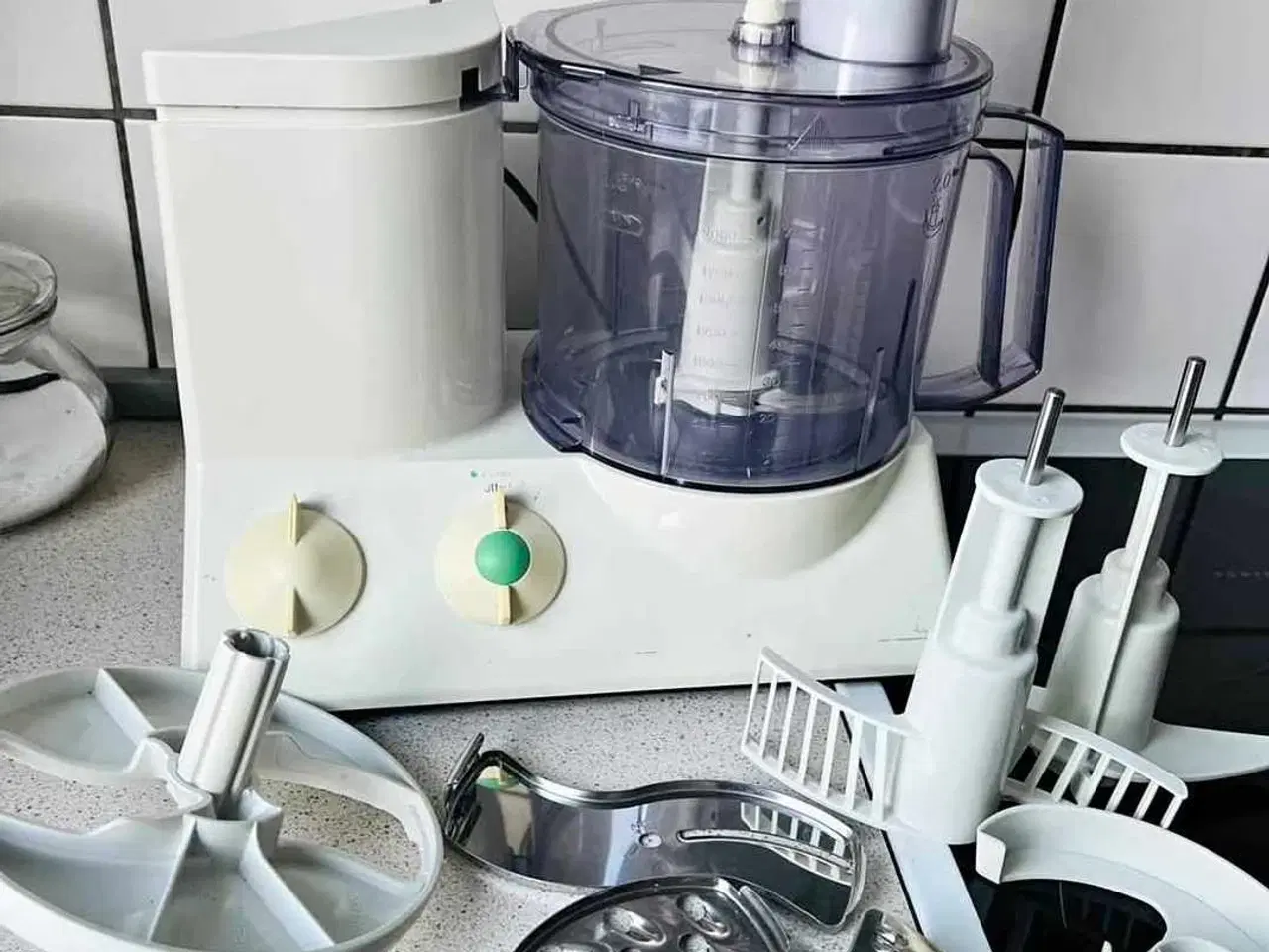 Billede 1 - Foodprocessor BRAun CombiMax 600