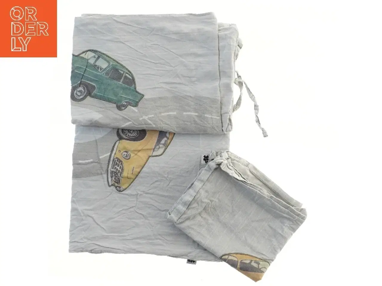 Billede 1 - Børnesengetøj med bilmotiv (str. 38x48 & 97x128 cm)