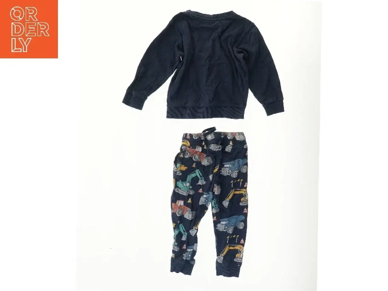 Billede 2 - Børnesæt med køretøjsmotiv fra D.m.d (str. 98)