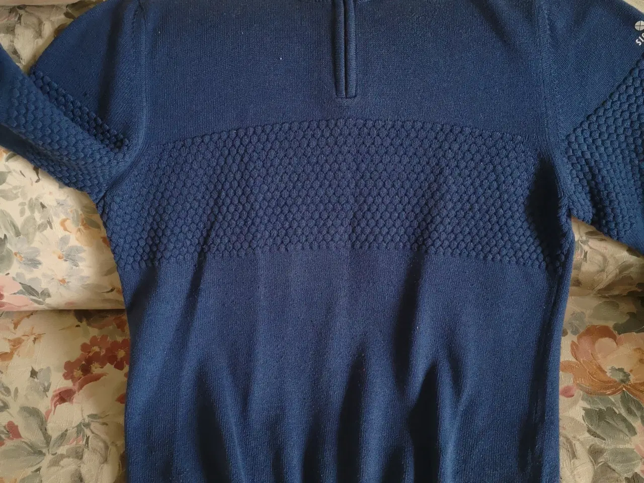 Billede 1 - Sweater 