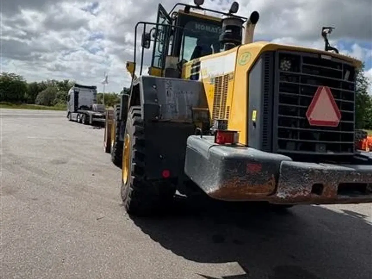 Billede 2 - Komatsu WA480 MED GODE DÆK OG SKOVL!