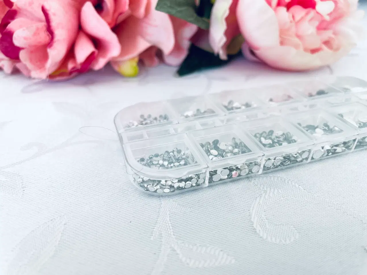 Billede 3 - Rhinsten + opbevarings æske 