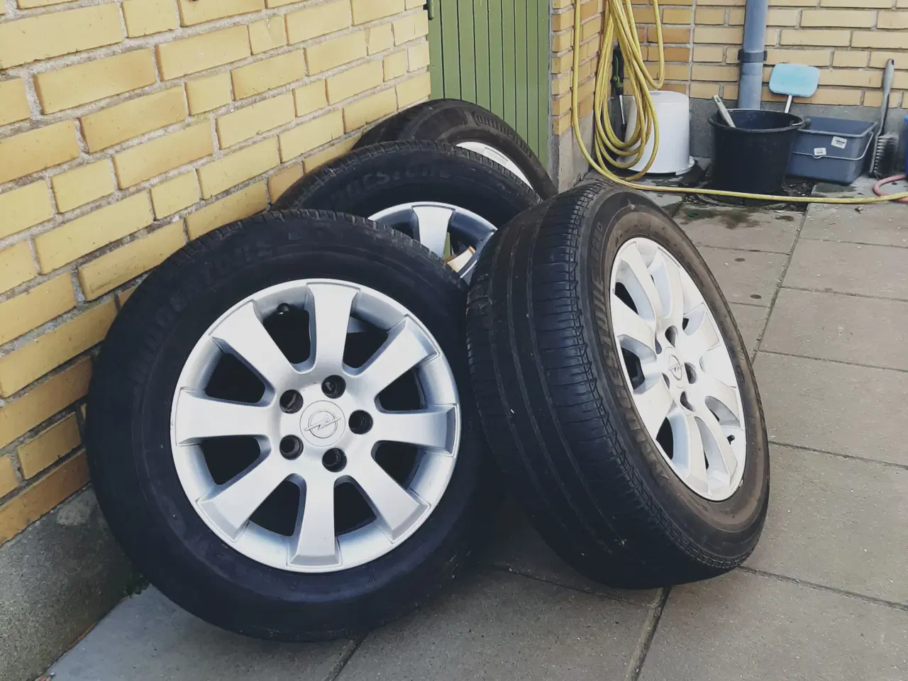 Billede 1 - Alufælge med Sommerdæk