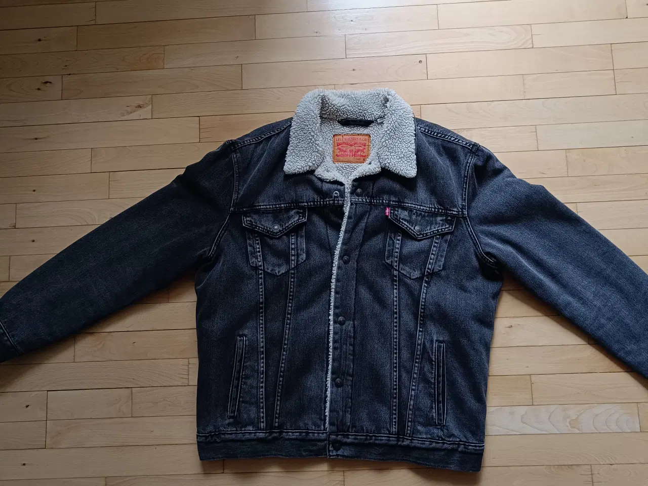 Billede 4 - Levi´s trucker cowboyjakke XL