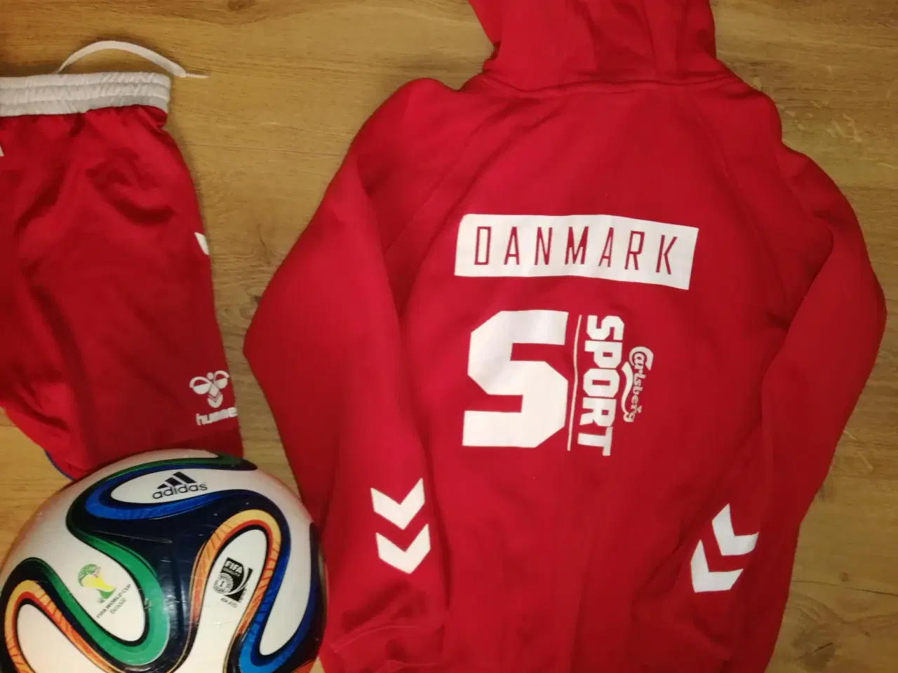 Billede 4 - DANMARK SWEAT, SHORTS STR. 10 ÅR OG ADIDAS FODBOLD