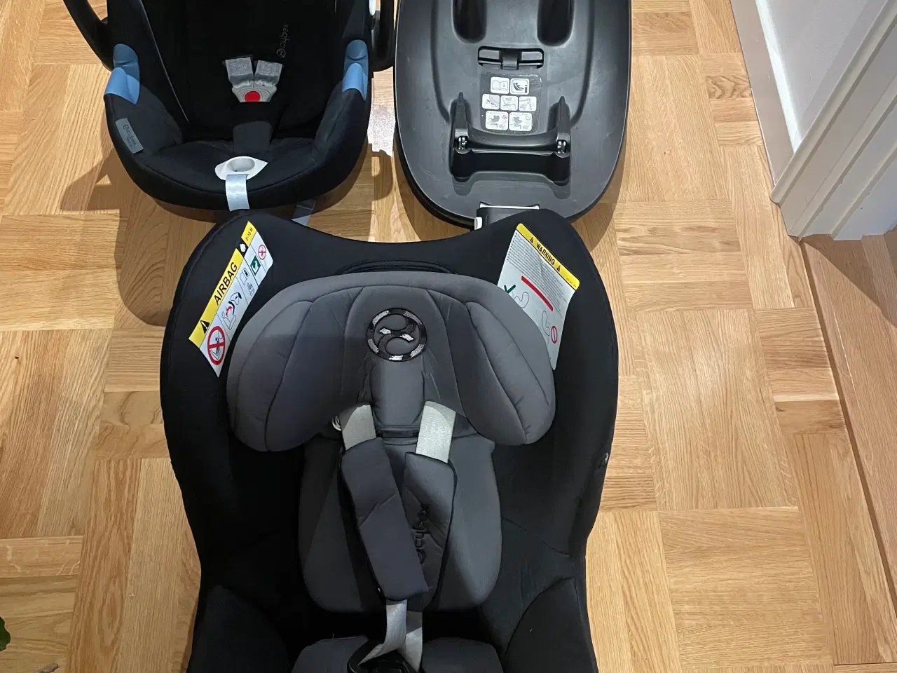 Billede 1 - Cybex babyautostol,juniorautostol samt isofix-base