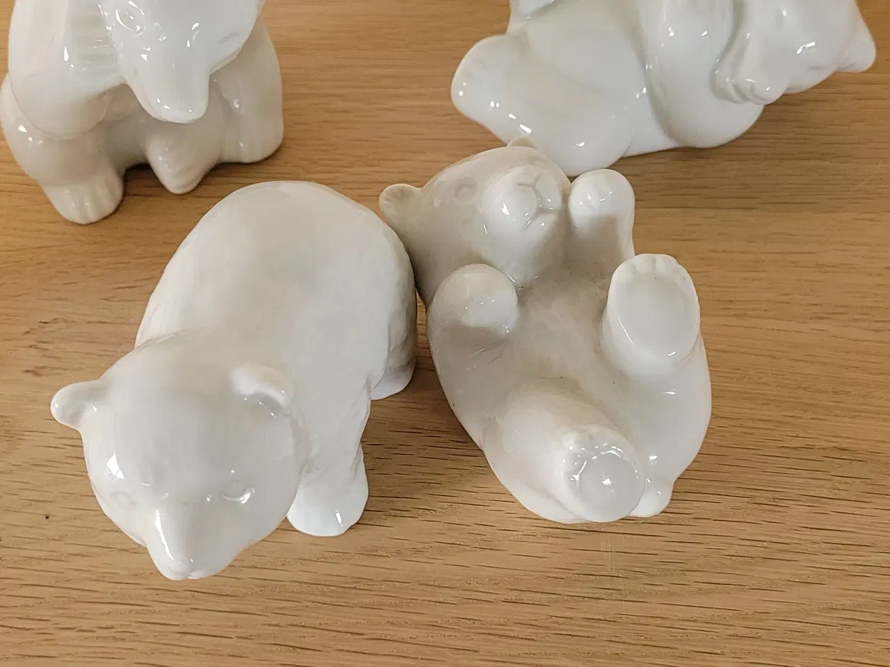 Billede 1 - Søde små porcelæns bjørne. 
