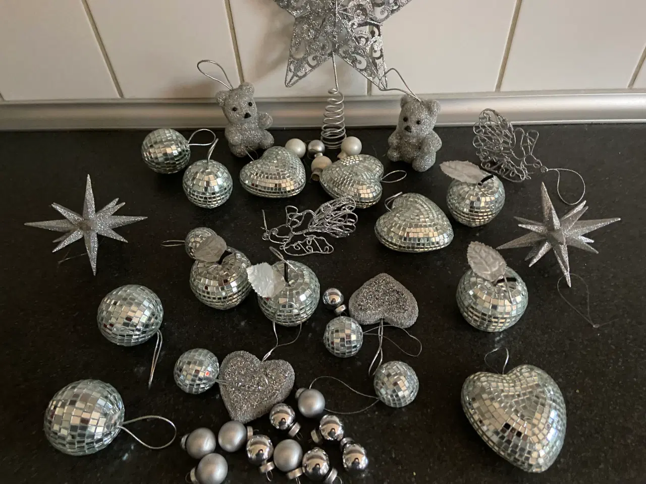 Billede 2 - Juletræspynt 35 dele - sølv