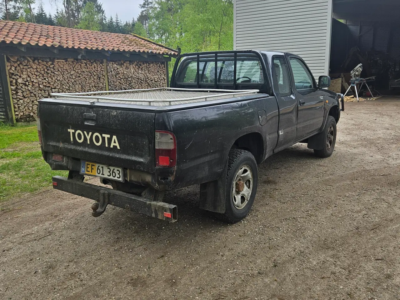 Billede 4 - Gammel hilux, få kilometer