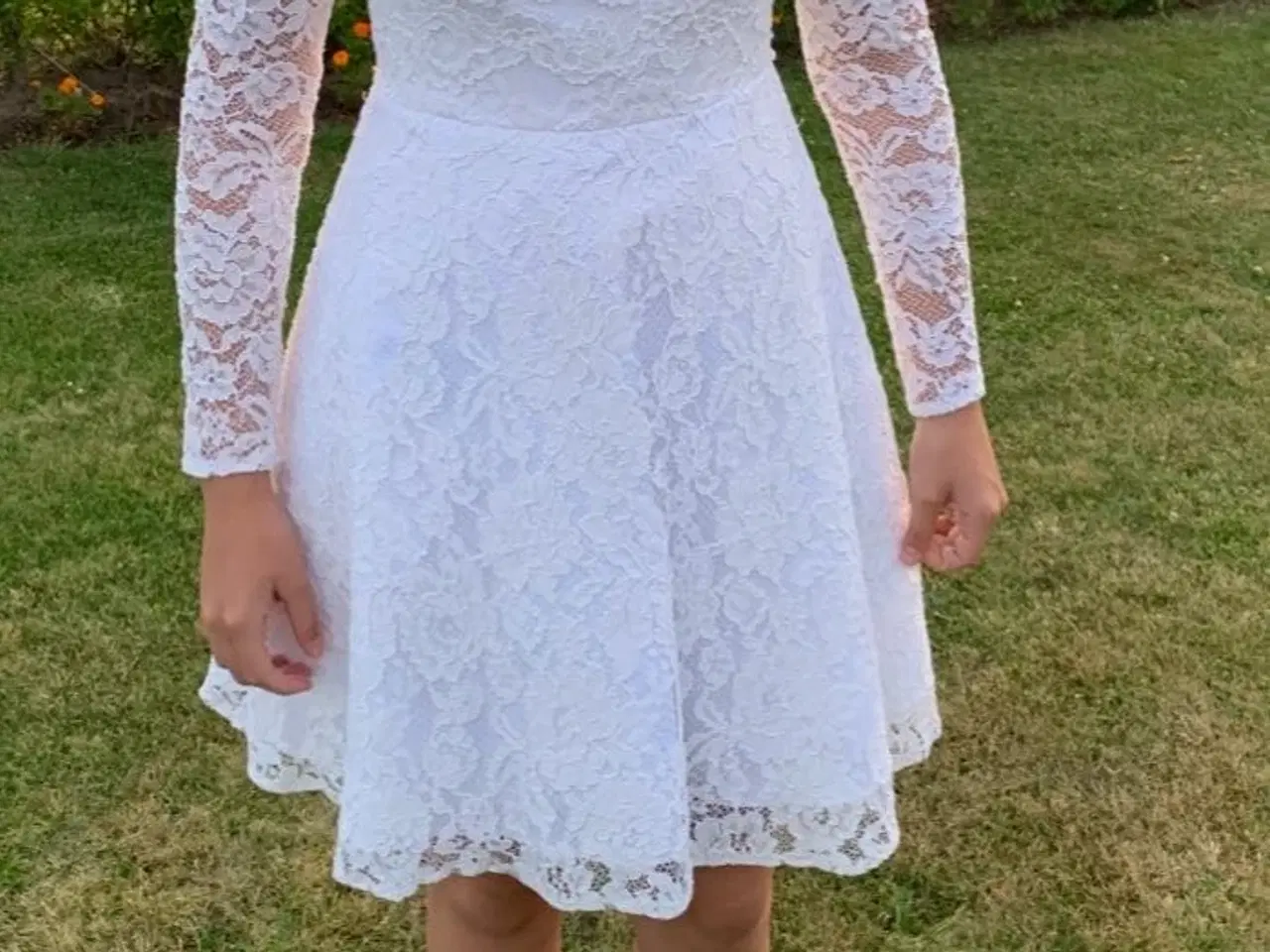 Billede 5 - Konfirmationskjole. Str. S/M