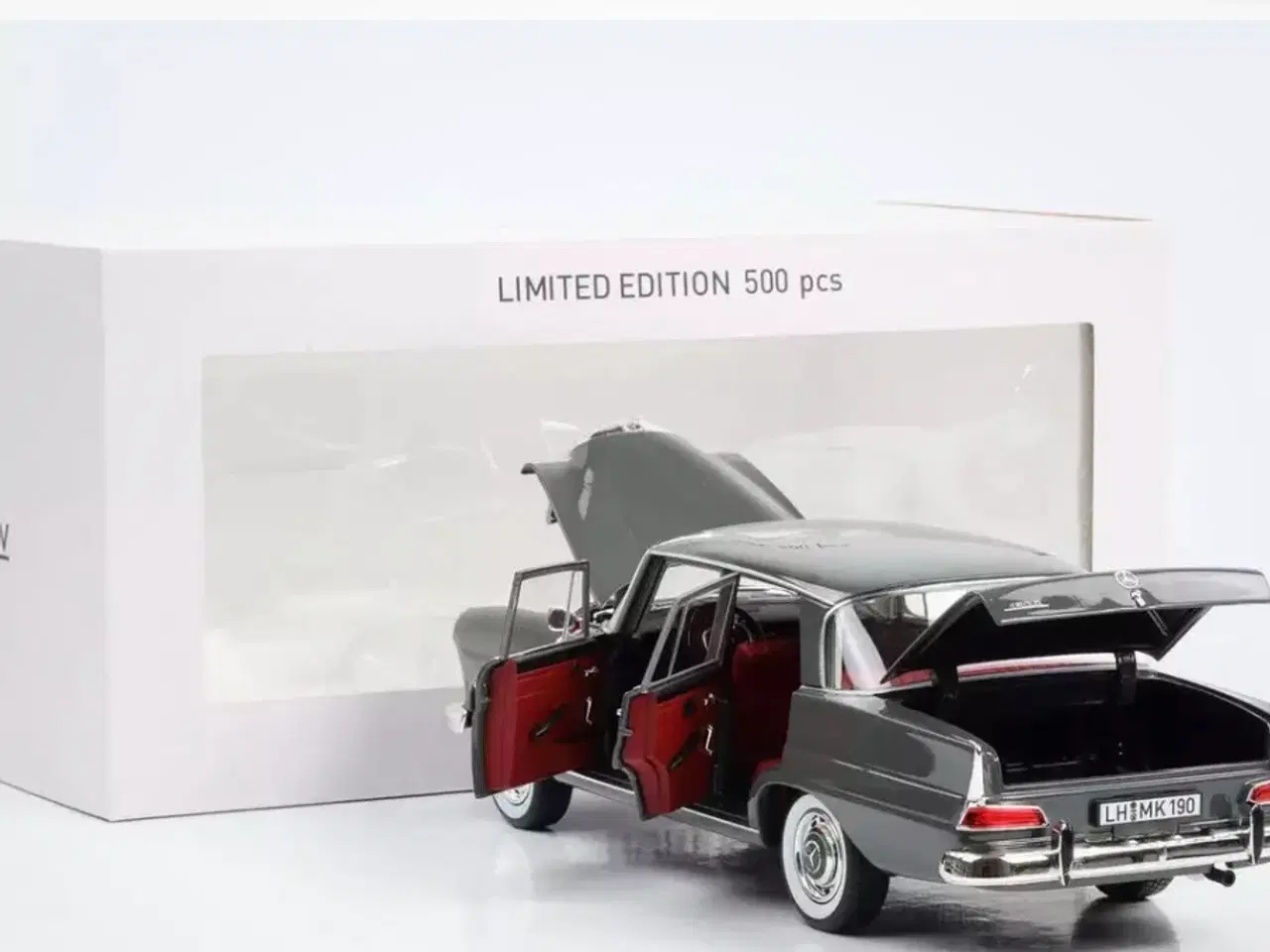 Billede 6 - 1:18 Mercedes 190D W110 1964