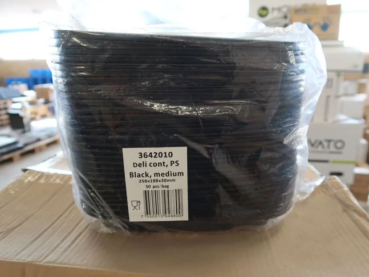 Billede 2 - 2 kasser (400 pr. stk.) Madbakker  3642010