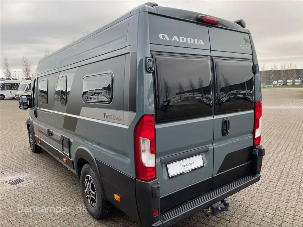 Billede 4 - 2023 - Adria Twin Supreme 640 SLB   Flot Adria Van med masser af ekstraudstyr. Solcelle, Inverter, Lithiumbatteri, Automatgear m.m.