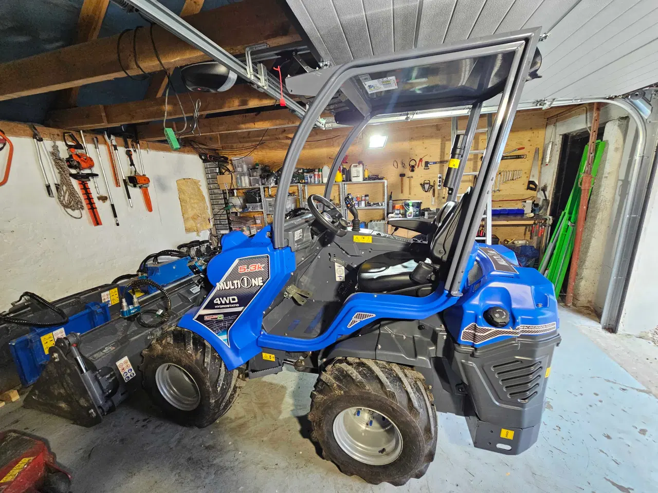 Billede 7 - Multione 5.3 Minilæsser fra 2023 130 timer