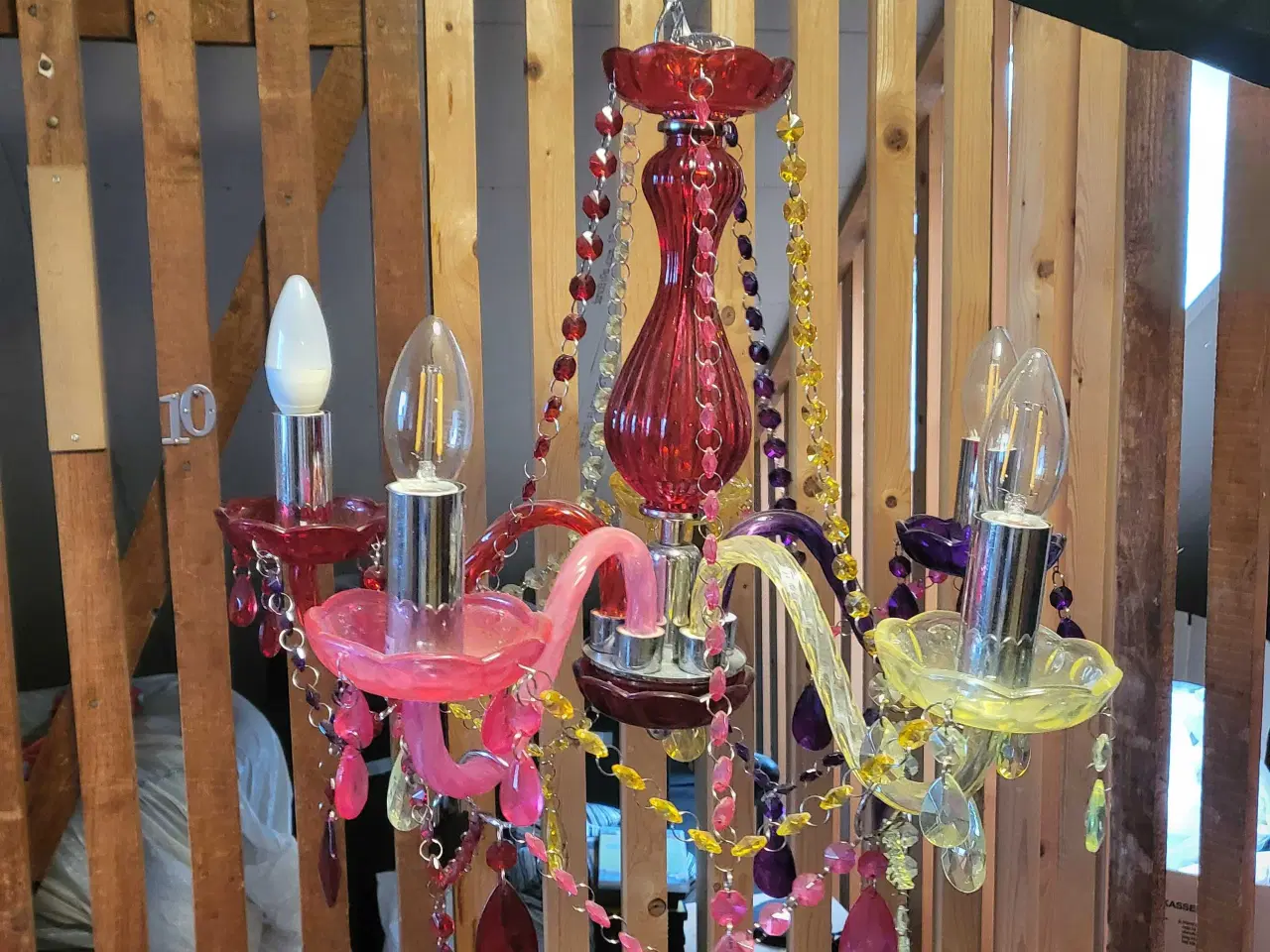 Billede 1 - Farverige lysekrone 
