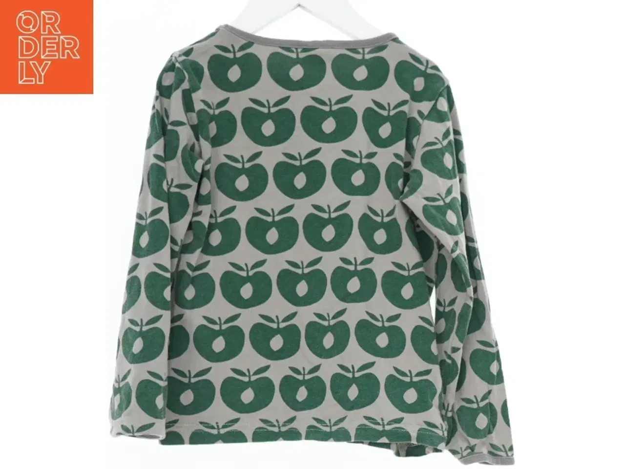 Billede 2 - Børnebluse med æbleprint fra Småfolk (str. 104)