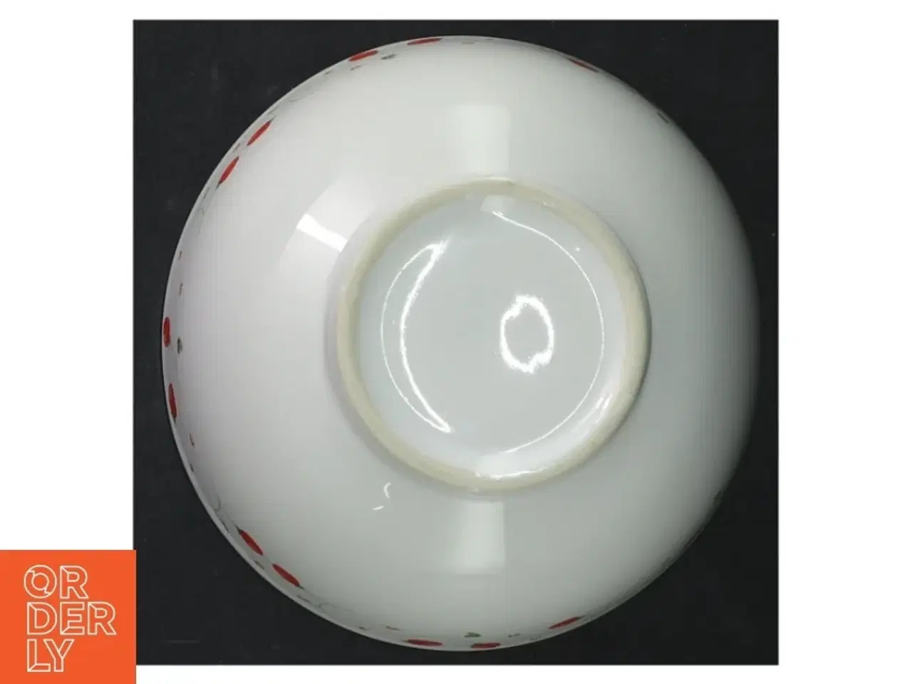 Billede 4 - Hvid porcelænsskål med jordbærmotiv (str. 14,5 cm)