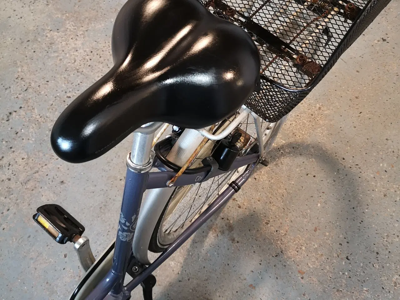 Billede 5 - KILDEMOES 28" 52 cm høj ny dæk, 7 gear, Løs 1 nøgl