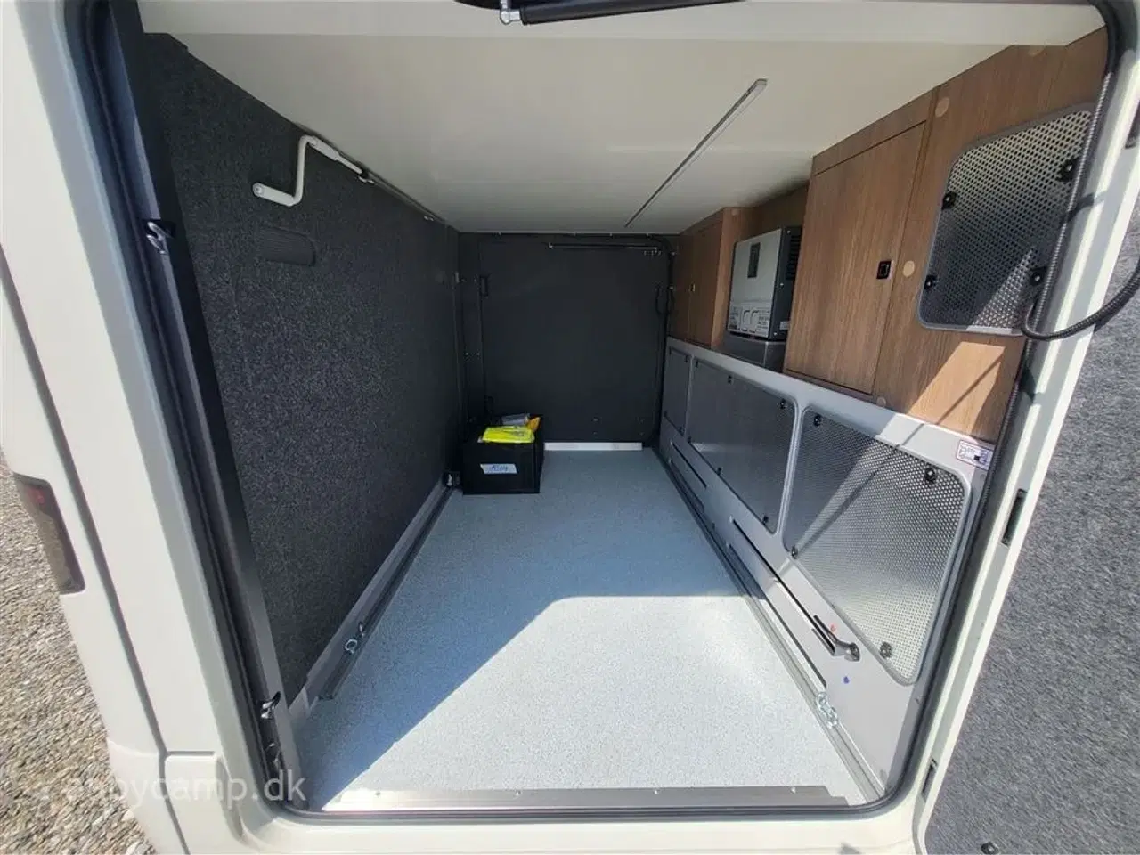 Billede 19 - 0 - Morelo Palace 90 M   Autocamper på 1 Klasse