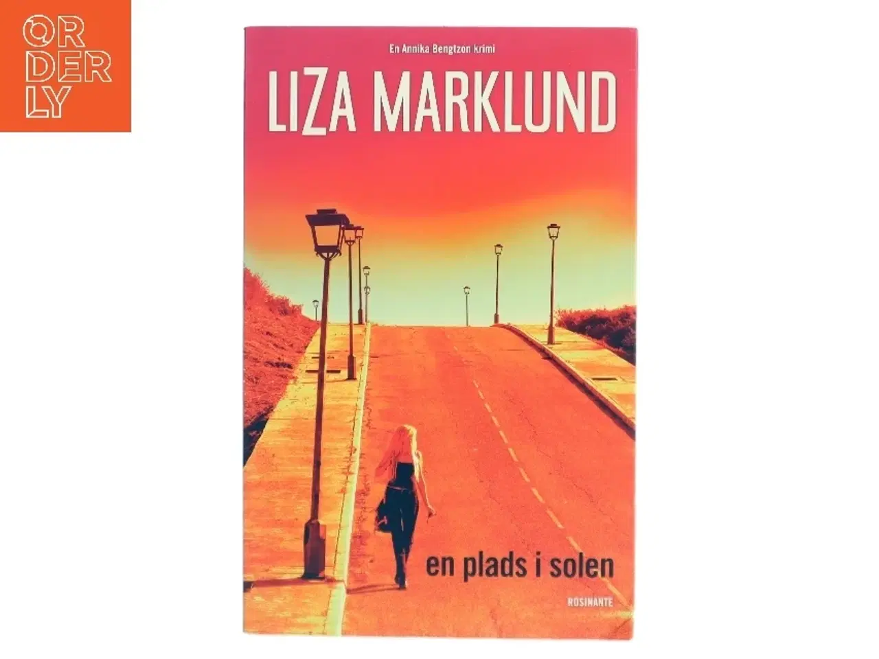 Billede 1 - En Plads I Solen af Liza Marklund (Bog)