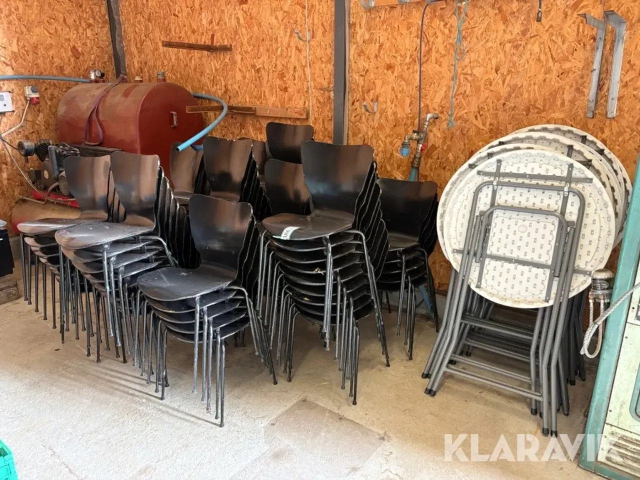 Billede 1 - Lot med stole - ca 85 styk