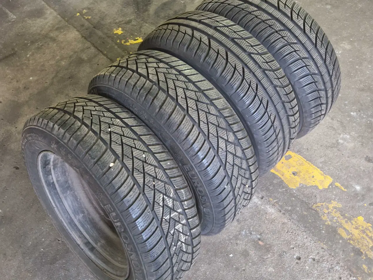 Billede 2 - 16 "Vinterdæk til peugoet 408 og andre modeller