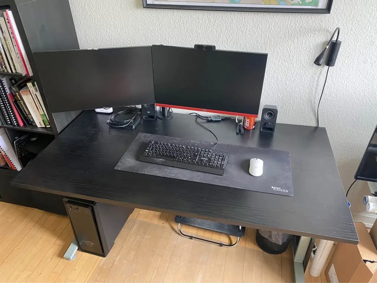 Billede 1 -  Stort skrivebord (sort)