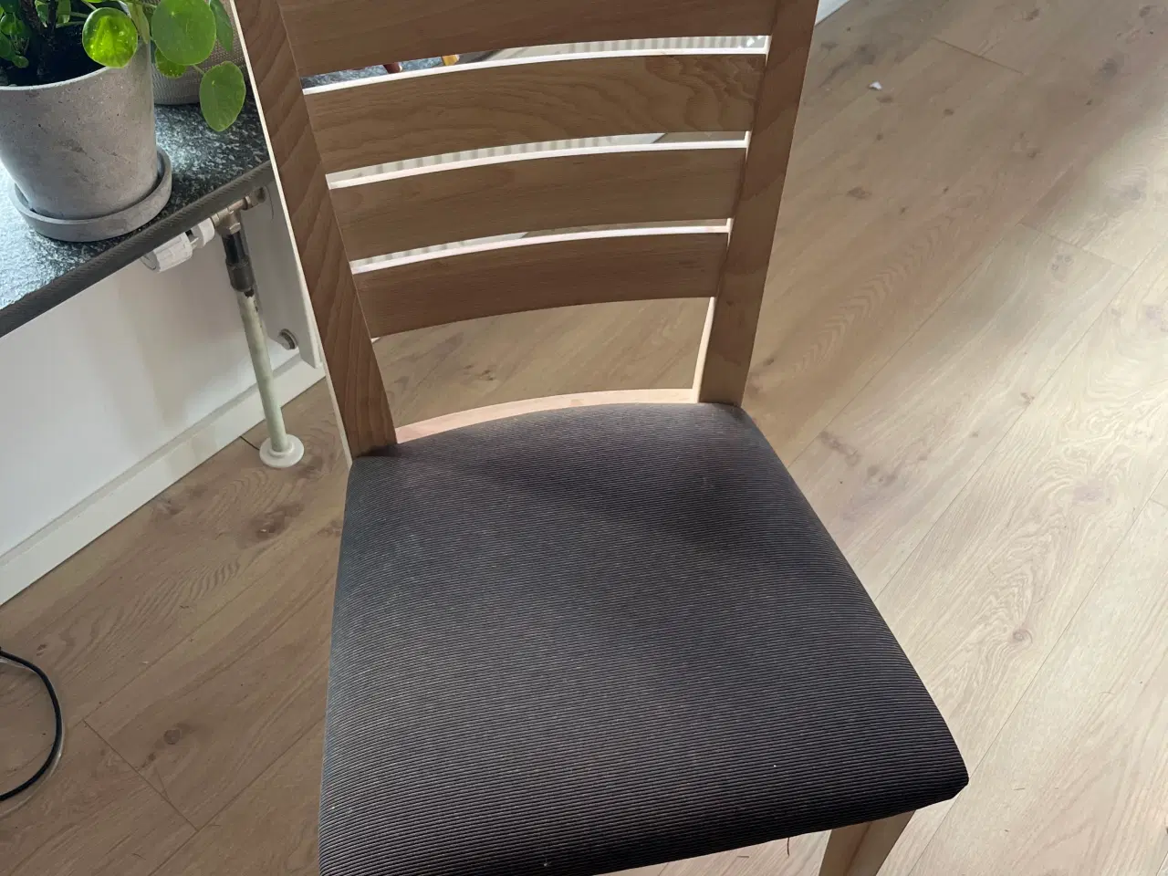 Billede 1 - Spisebordsstole i eg