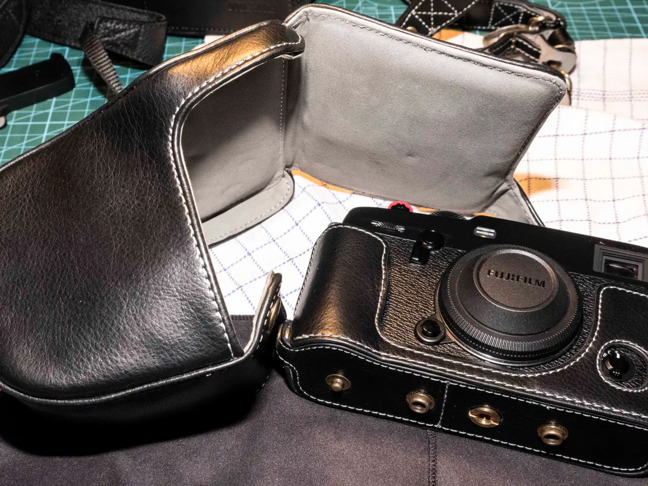 Billede 2 - Fujifilm B-taske med rem til X-Pro3. Som ny.