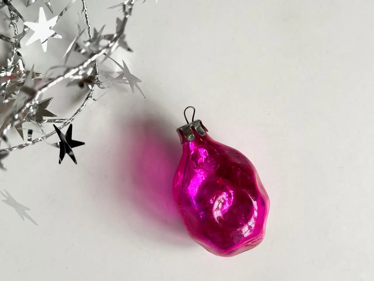 Billede 2 - Pink ornament, semitranspatent