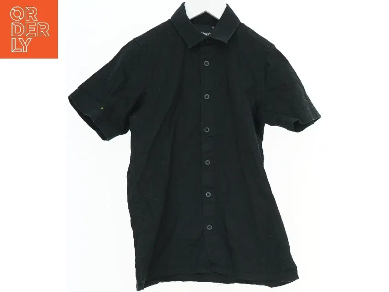 Billede 1 - Kortærmet sort skjorte fra Mono (str. 140)