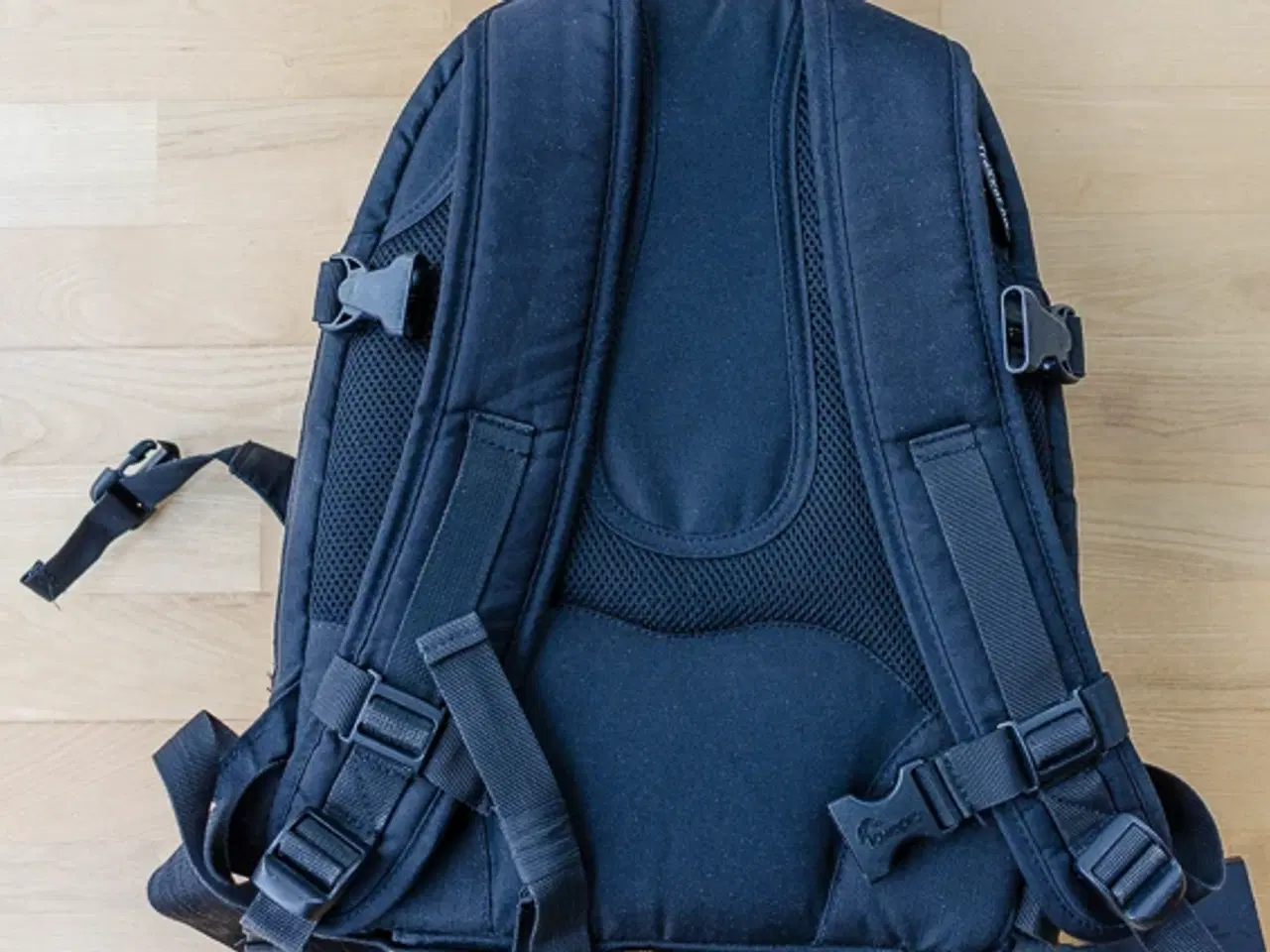 Billede 2 - Lowepro Mini Trekker AW