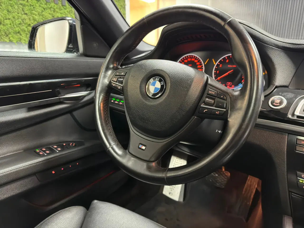 Billede 18 - BMW 750i 4,4 407HK 6g Aut.