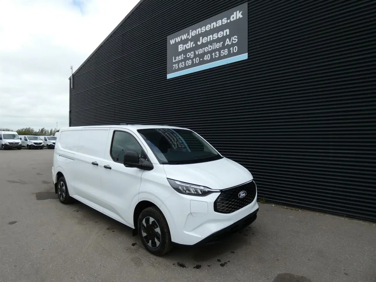 Billede 1 - Ford E-Transit Custom 320 L2H1 EL Trend 136HK Van Aut.