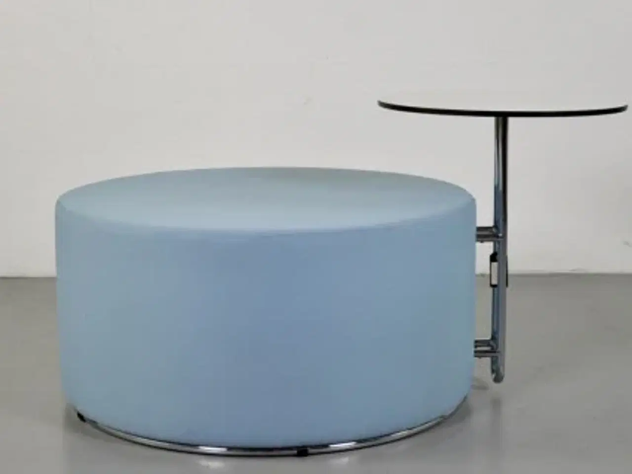 Billede 3 - Call puf i lys turkis med hvidt bord