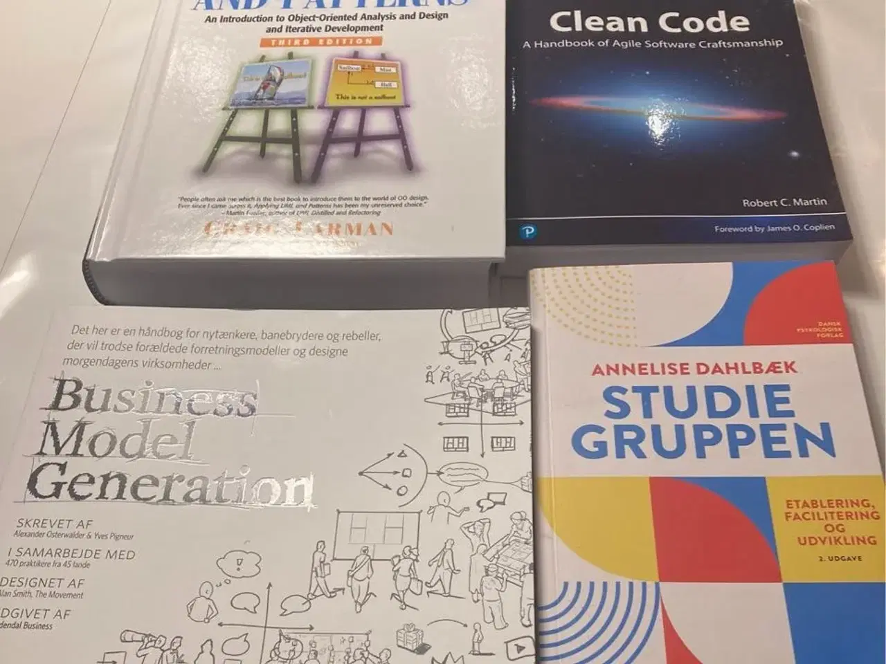 Billede 1 - Opstartsbøger til datamatikeruddannelsen