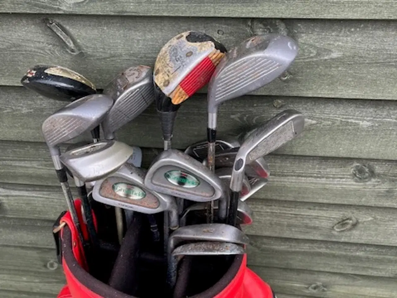 Billede 3 - Golfsæt m. bag, køller, bolde, handsker m.m.